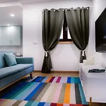 Apartment Spacious In Downtown