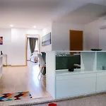 Apartment Spacious In Downtown